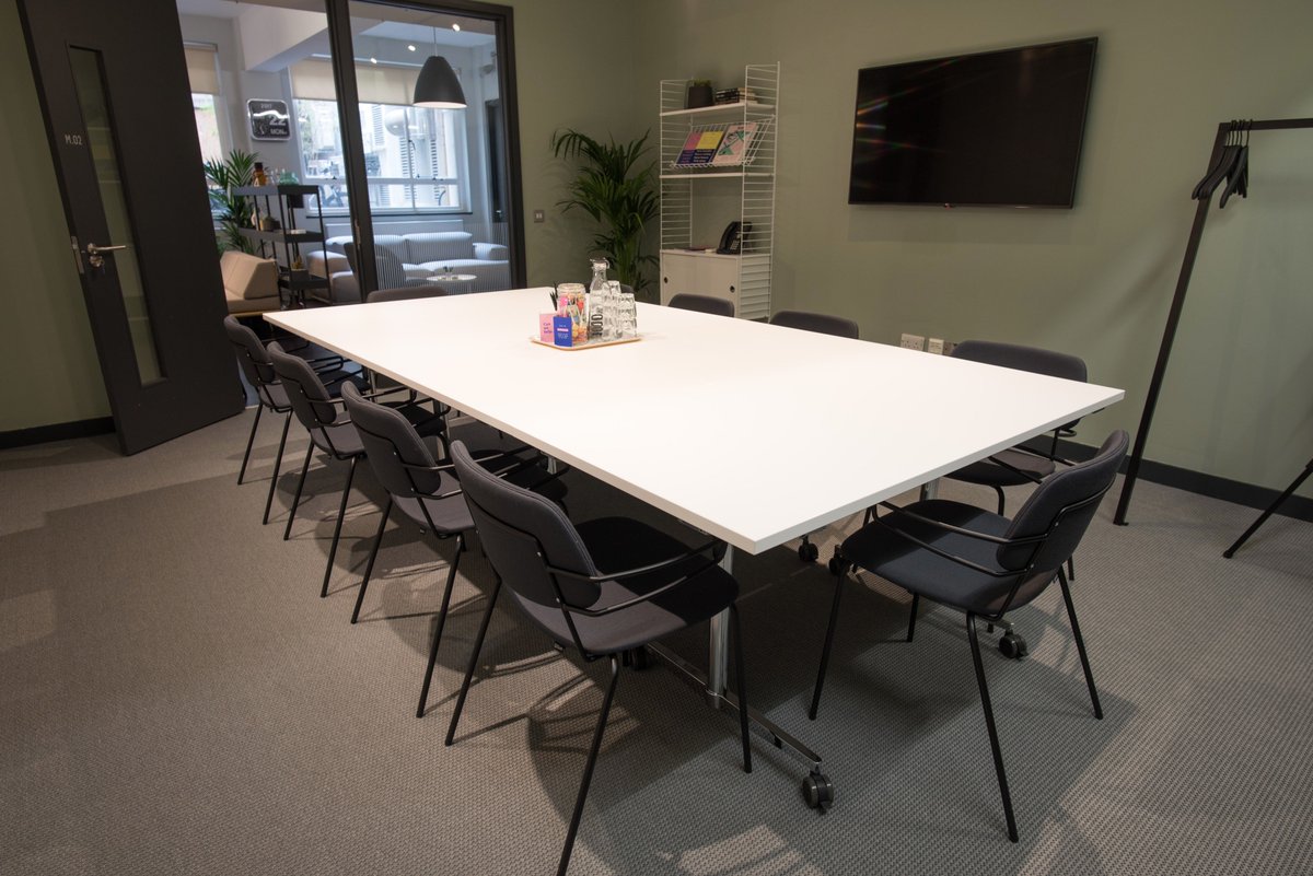 BristolOffice's tweet photo. We've been revamped! Call us to book in to one of our gorgeous new meeting rooms. Quote revamp17 to get a 25% discount on your first booking https://t.co/ok8W9P1nqw