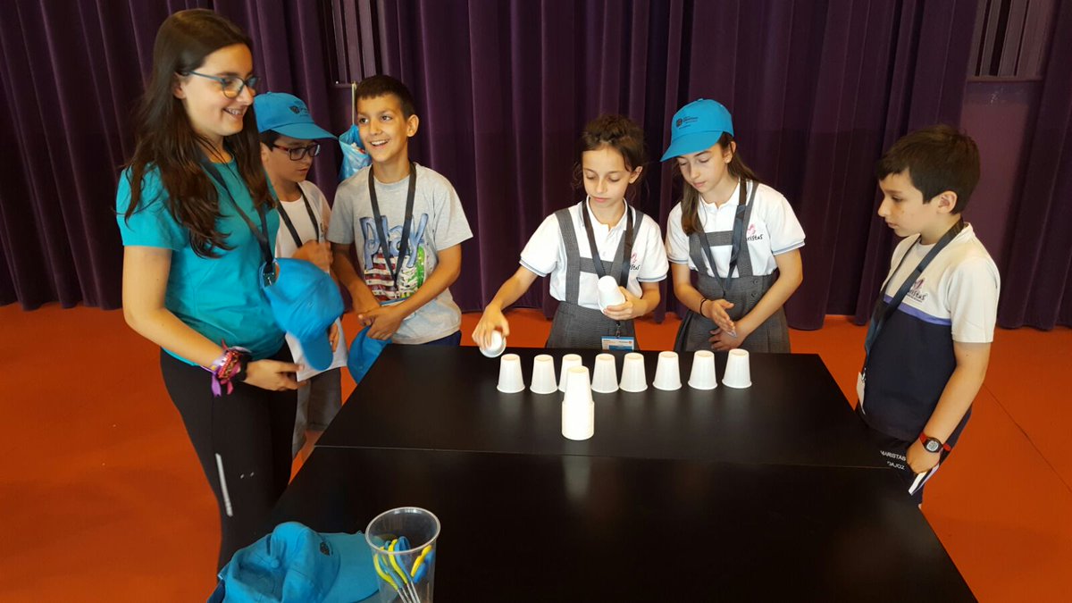 CulEmprendedora's tweet photo. Y así estamos ahora mismo en ⚙️#experimenta #ExperienciaJunior #ExtremaduraEER17 #TerritorioCreativoExt #JuniorEmprende https://t.co/055hUduexG