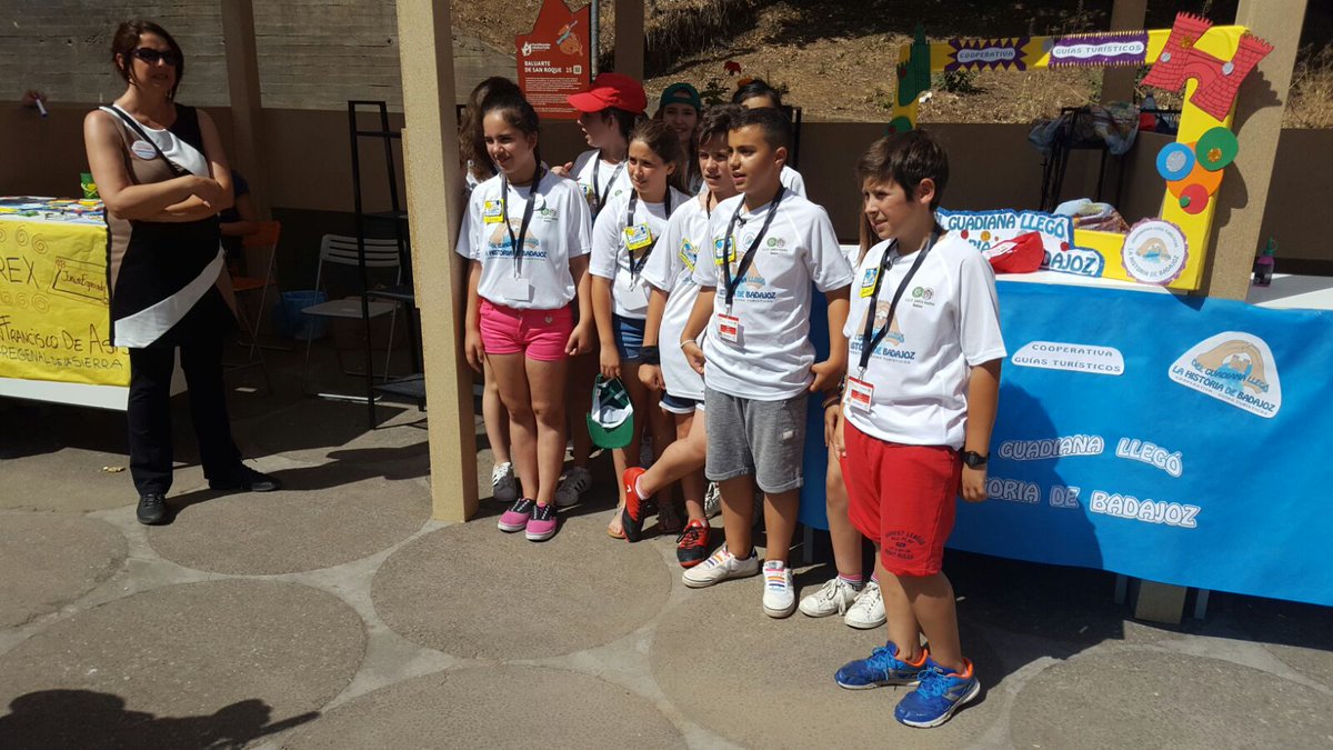 CulEmprendedora's tweet photo. Y como no podemos dejar de mostrarlo todo, aquí más foto de #conoce #ExperienciaJunior #ExtremaduraEER17 #TerritorioCreativoExt #badajoz https://t.co/g2VfaD82vU