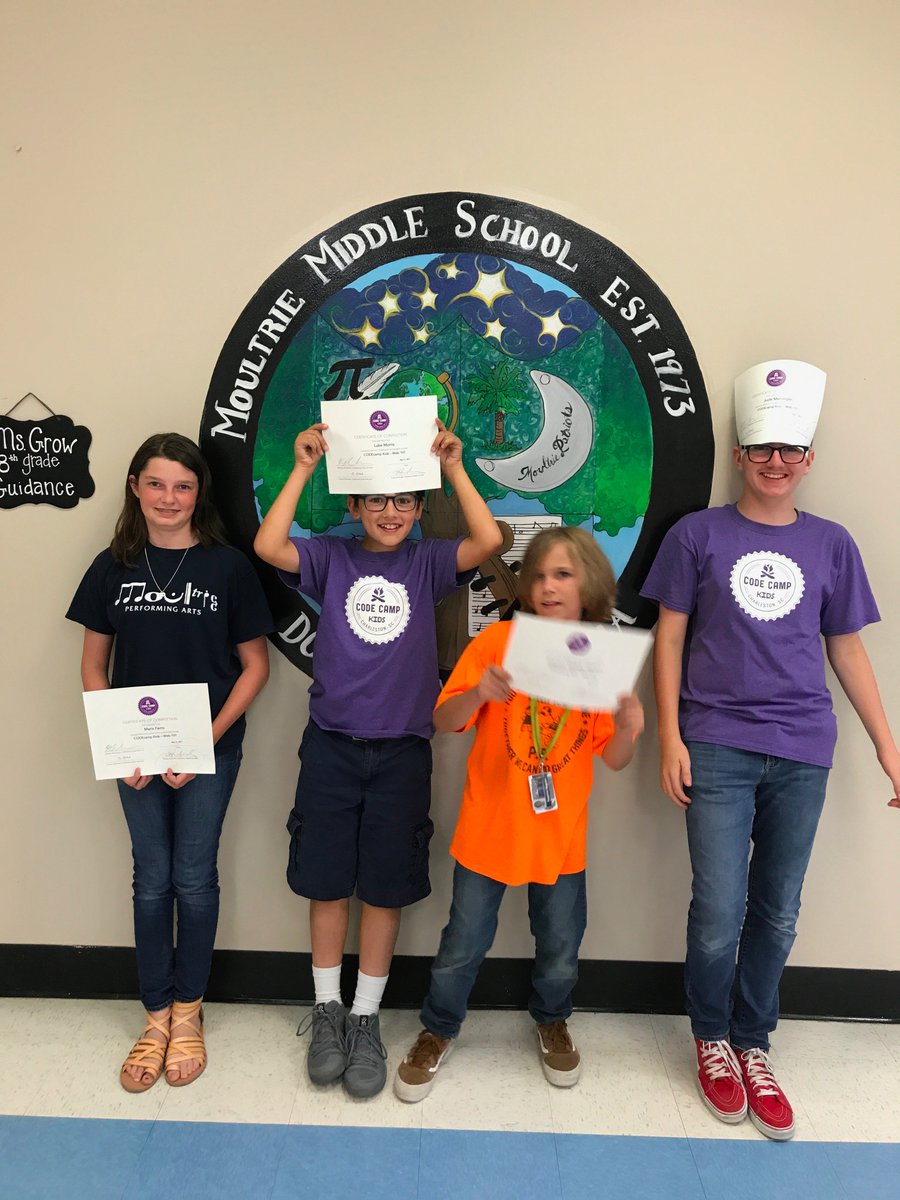 chscodes's tweet photo. Congrats to the latest group of talented students on completing the CODEcamp After School program! #chscodes #chslearns https://t.co/meIIZLVvrI