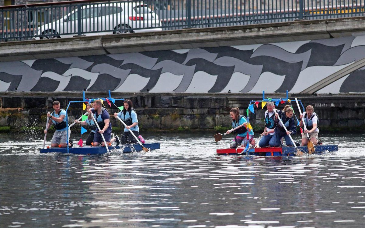 DBFDocklands's tweet photo. Great weekend @ #Dockfest17. Rubber Ducky Racing, Raft Racing, SUP, Golf Island, Wakeboarding, @DublinBayCruise'ing, Kayaking, funfairing... https://t.co/5xxccD1zkA