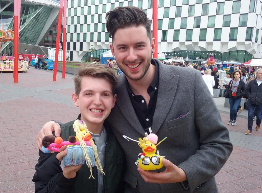 DBFDocklands's tweet photo. Great weekend @ #Dockfest17. Rubber Ducky Racing, Raft Racing, SUP, Golf Island, Wakeboarding, @DublinBayCruise'ing, Kayaking, funfairing... https://t.co/5xxccD1zkA