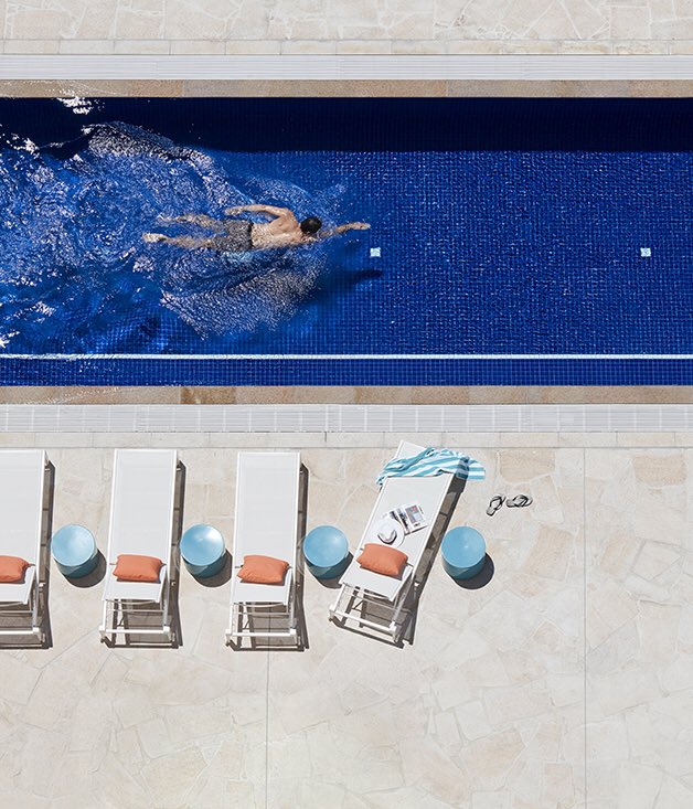 GourmetTweets's tweet photo. The winner of the #GTHotelGuide Best Pool Award is The Johnson @ArtSeriesHotels for the Olympian-designed pool and exclusive resort feel. https://t.co/CC1C8AP7Qq