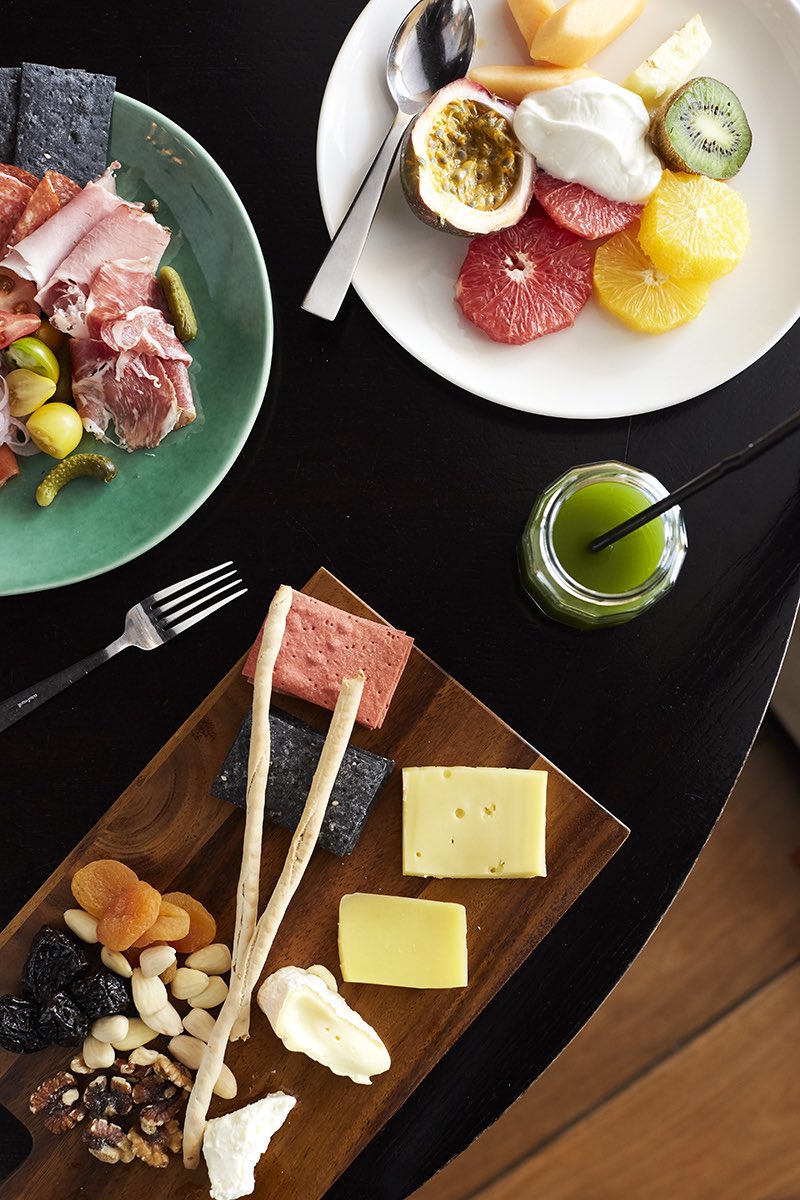GourmetTweets's tweet photo. The #GTHotelGuide Best Breakfast award goes to @GrandHyattMelbo and its team, led by Jason Camillo, for the third year in a row! https://t.co/lpRTuGIdL0