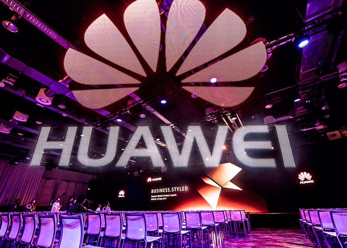 APAXEVENT's tweet photo. @Huawei creates another BIG BOOM in BERLIN!  #HuaweiMatebook #Huawei #apaxevents #apax https://t.co/8mT25dyR68