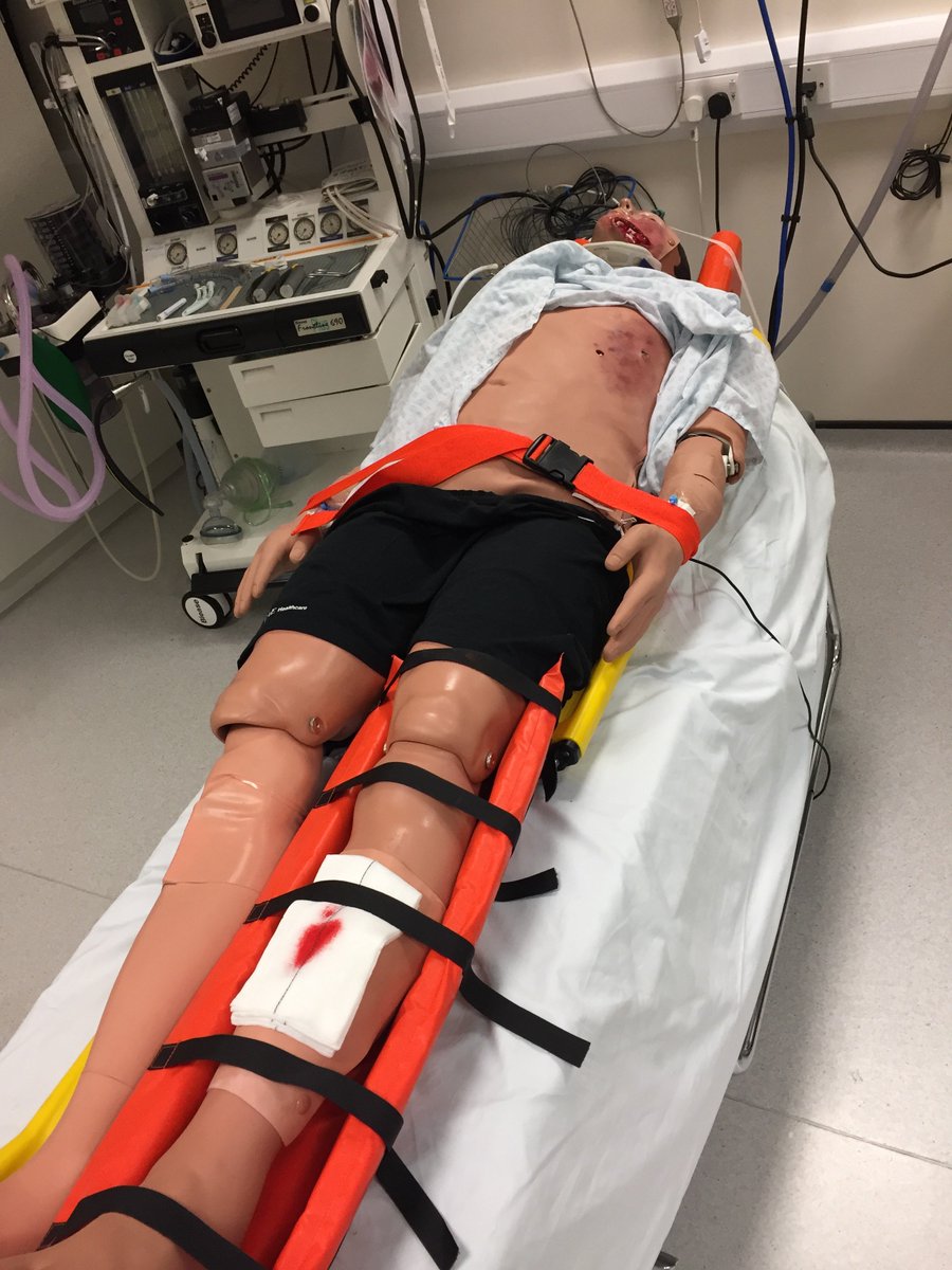 MrSIMonLine's tweet photo. Critical Care Practitioner Study Session #simulation @NWSEN @LancsHealthAcad https://t.co/opzcltUoCd