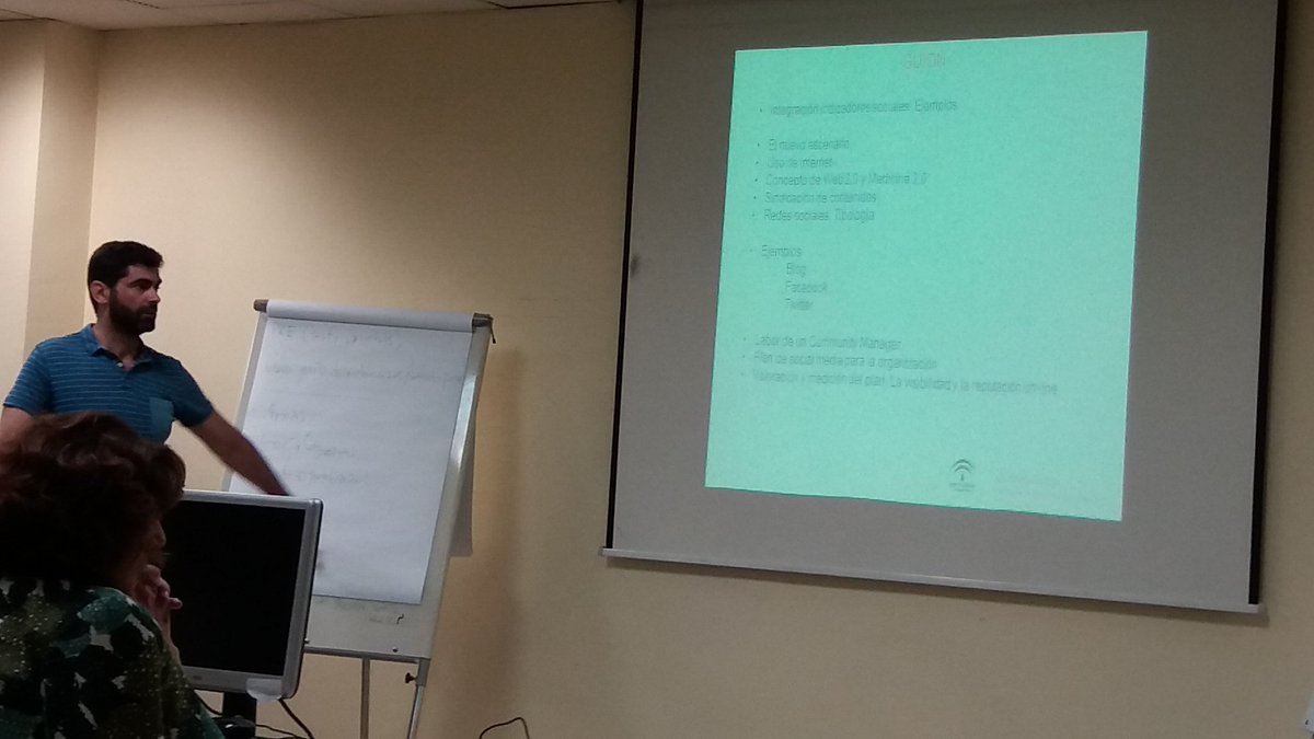 Finaliza la sesión sobre comunicación en salud, con conclusiones  y consejos sobre RRSS de @hdezmog #bvsspa