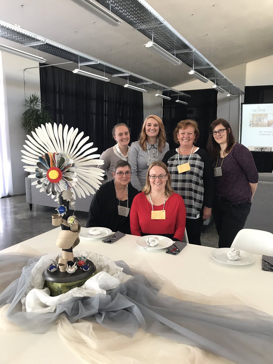 Zoebeann's tweet photo. Team #JunkMasters at the #unboxingseries workshop 🙌 https://t.co/nnczgb9FCs