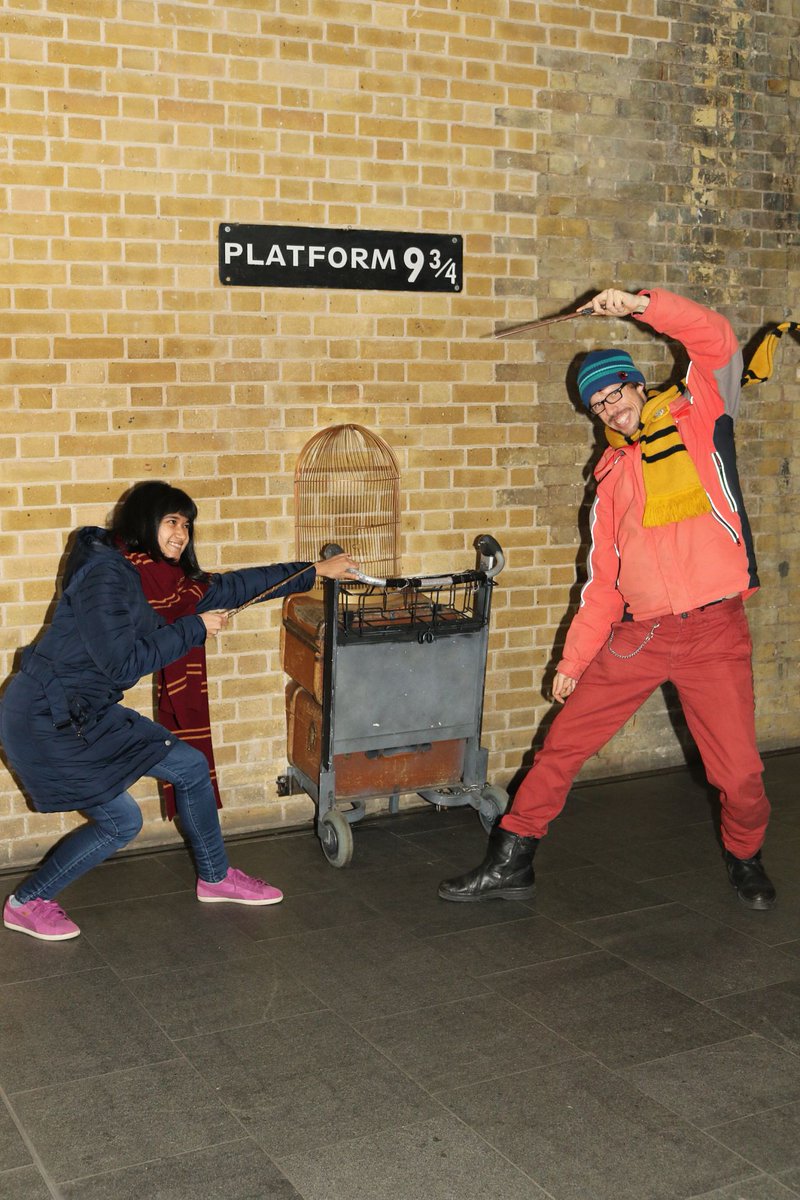 sebanti18's tweet photo. #throwback #UK2016 #pottermania https://t.co/BEdT0Z3JcE