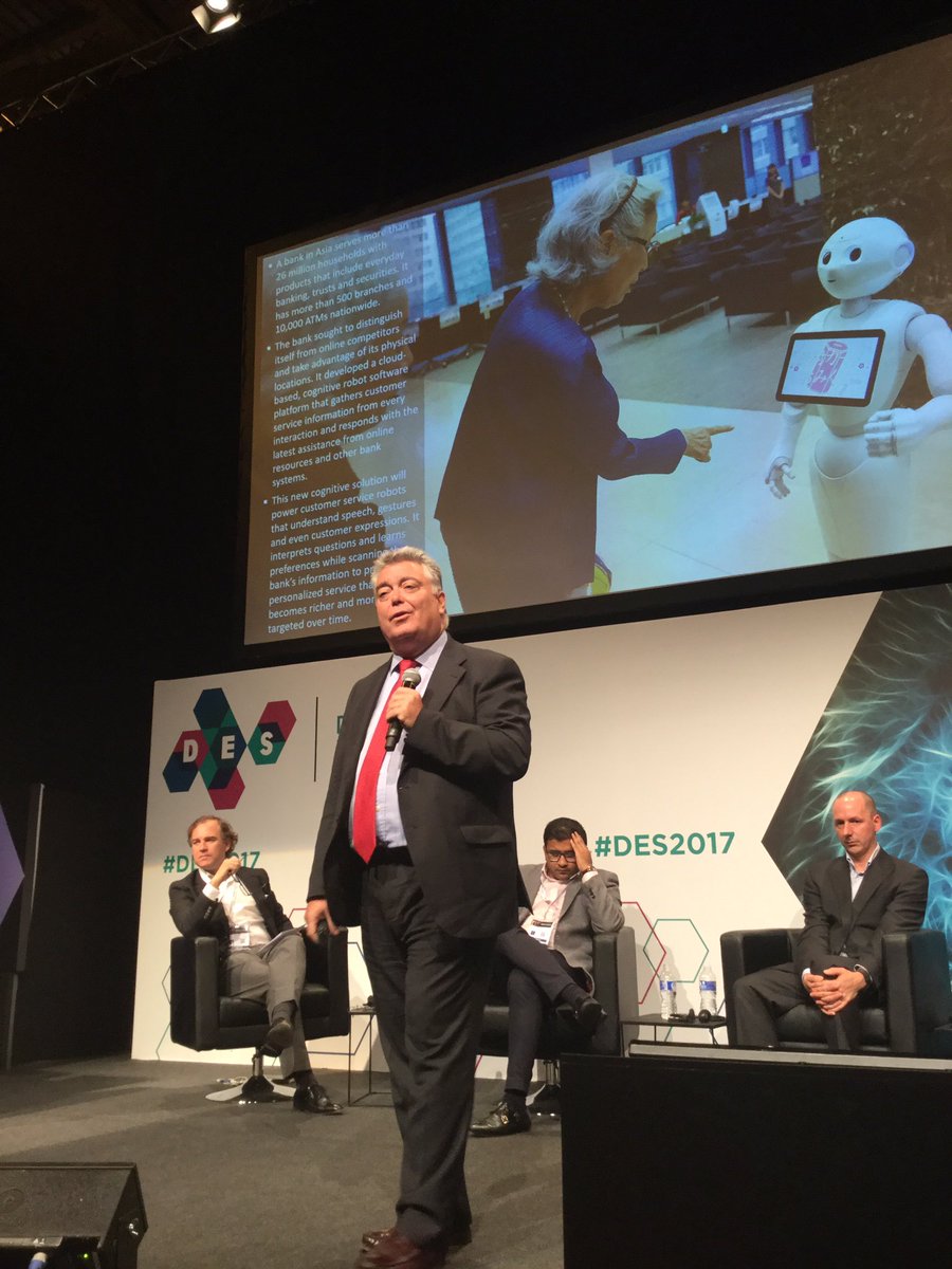 monicadelamaza's tweet photo. #IBMDES the #cognitive bank transformation journey with Alfred Escala #DES2017 great speech! https://t.co/MUEd2qUGzI