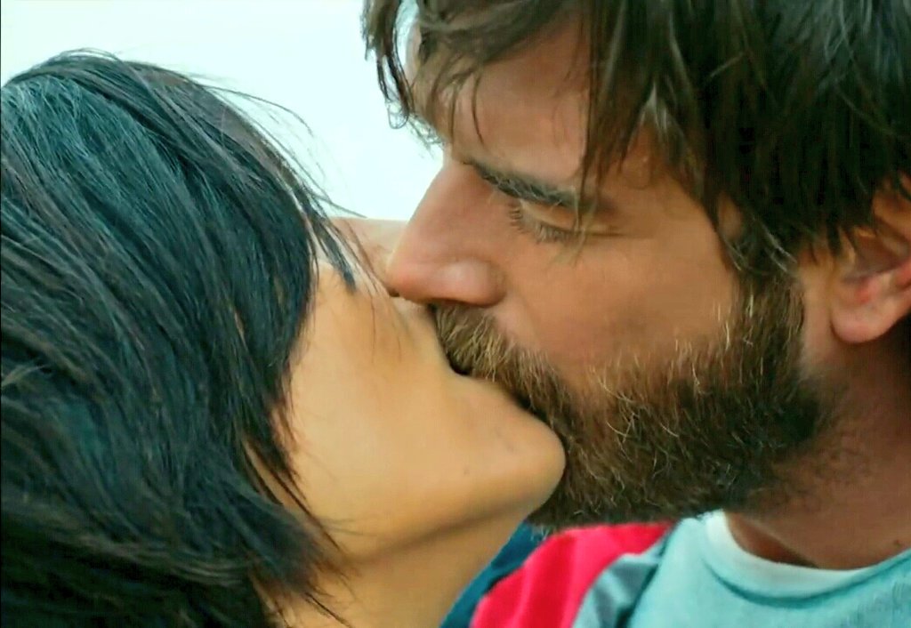 Mona_Tre's tweet photo. #CesurveGüzel #TubaBüyüküstün  #KivançTatlituğ #CesurveGüzel #CeSüh https://t.co/fAQZcjClX9