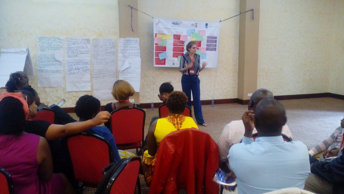 EdgarMakona's tweet photo. Allaine from @Aidsfonds leads a session on strategizing what will be measured under the Kenya PITCH @KELINKenya @KancoKE #KPRights https://t.co/ARRwKKeoJr