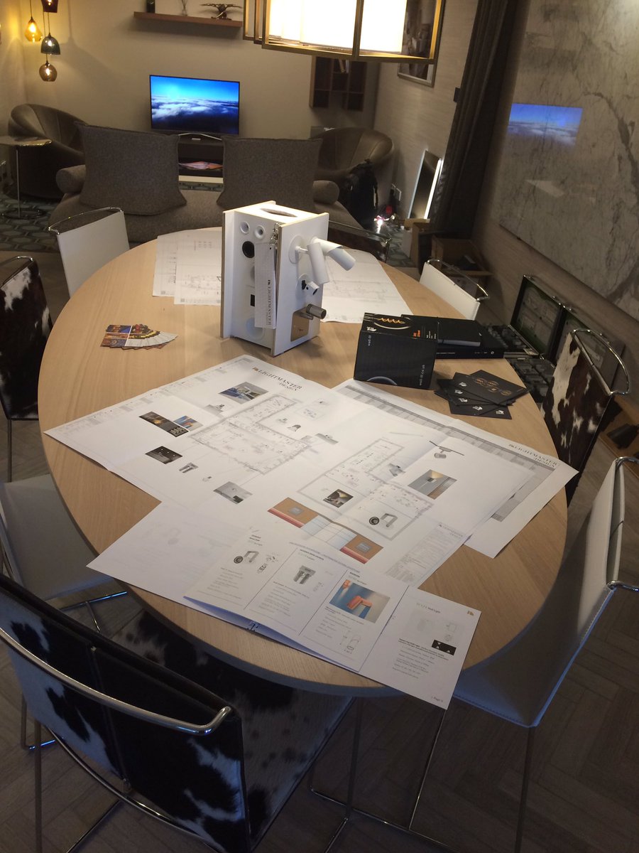 LightmasterLtd's tweet photo. We have arrived in Devon to the @jamInterGroup showroom ready for our South West launch! #lighting #lightingdesign #LightmasterPartners https://t.co/gIVOJjGxpv