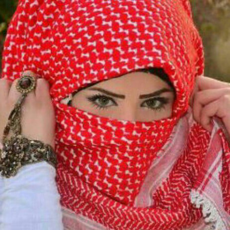 🍃 فــي مجـــتمـــعنـا🤔
أن گتبت بـ حزن☹️
يضنون أنگ تعيش خيبة حب
وأن گتبت بـ سـ؏ـاده😌
يضنون انك واقع في الحـب
متى يفهمون أنه ذوق وليس مشــاعـر