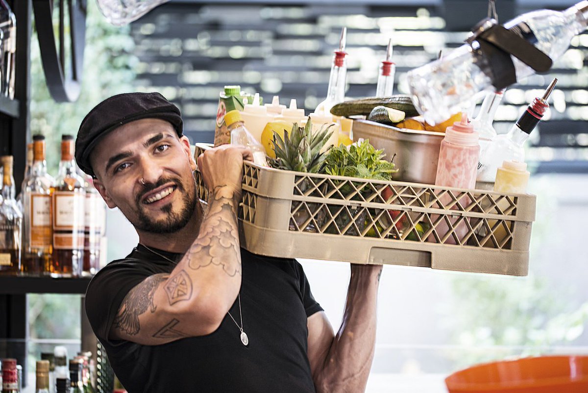 #Patisserie with savoury #ingredients? Discover five creative options here. bit.ly/2rtIaLx