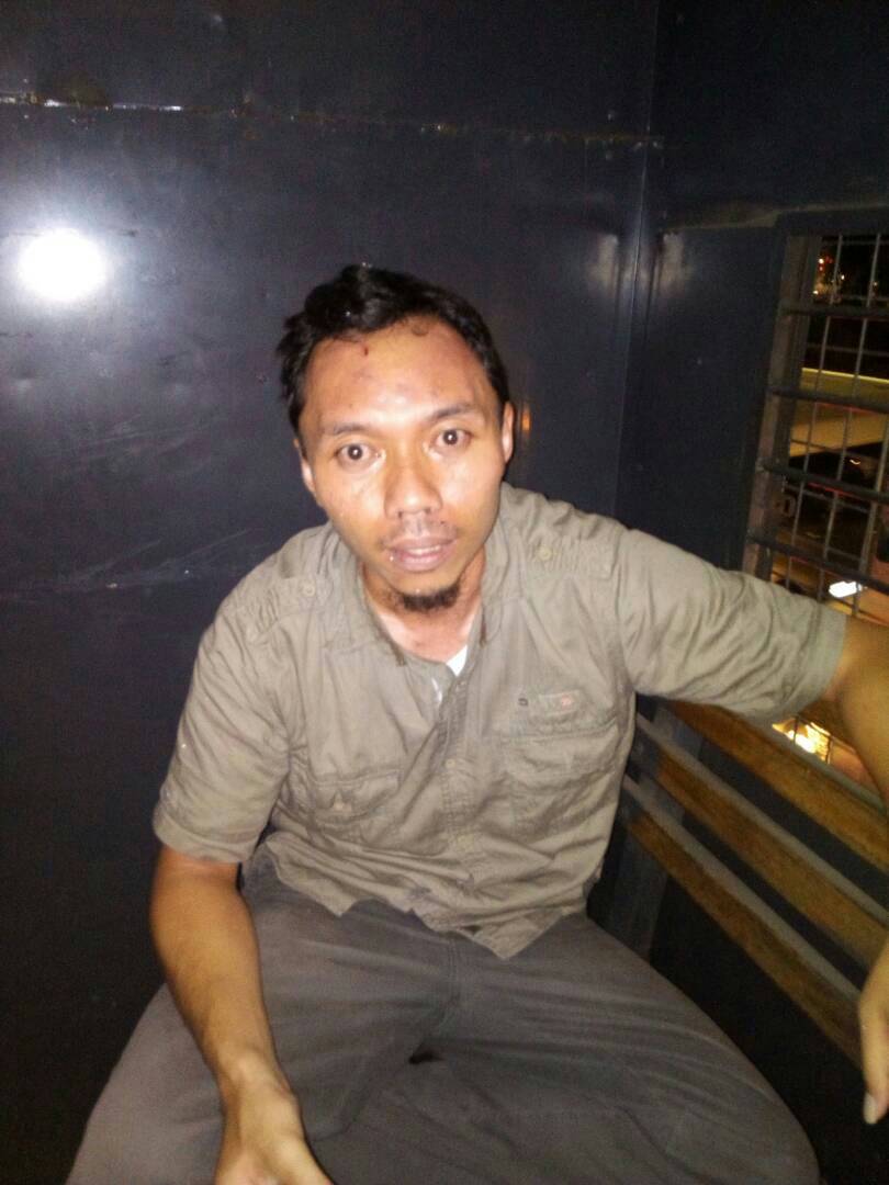 abadikinicom's tweet photo. Solidaritas atas ketua @KAMMIPusat Kartika Nur Rahman atas tindakan reprepsif aparat. Lawan !! https://t.co/tiuKUn6JS1