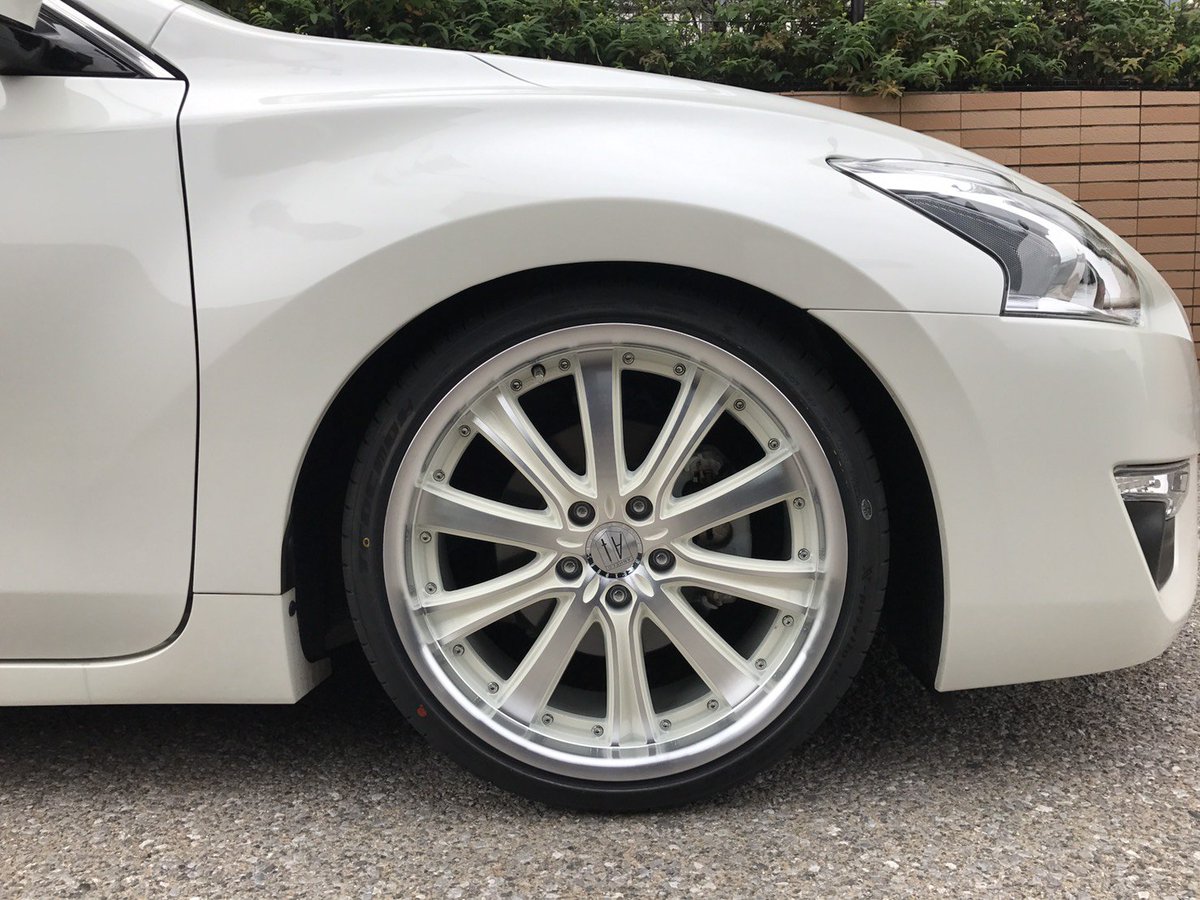 ひ こ 固定 日産l33ティアナ 19インチ35 車高調ラルグス フロント全下げ リアほぼ全下げ 来年レオンハルトかvossenの欲しいなー 本間は被せたい 納車から約３ヶ月 車高調注文から約３ヶ月やっときた もーちょいさがれよｗｗ 腹下5 5 センチ位 マダマダ