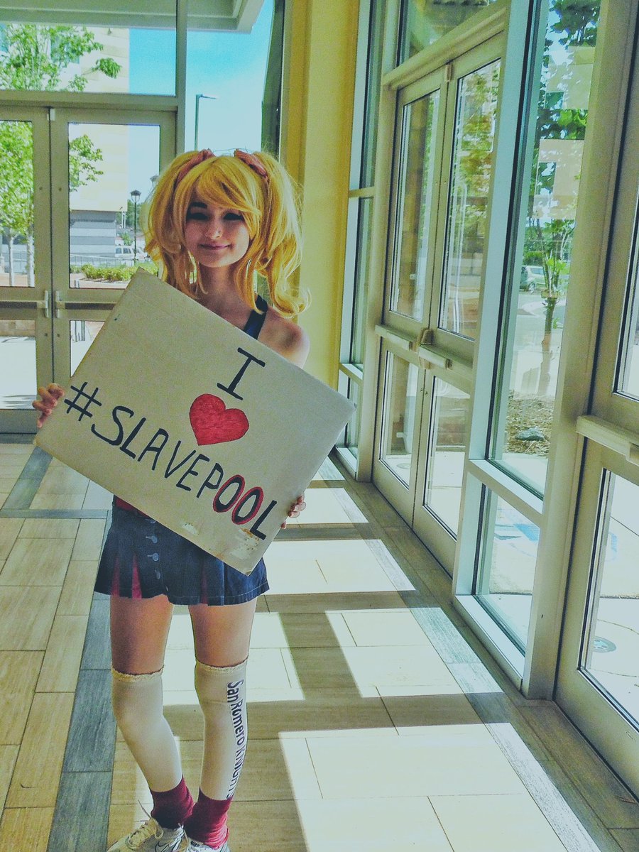 Slavepool68's tweet photo. Another #slavepoolfanclub member proudly proclaiming their ❤
#lrcc2017 
#littlerockcomiccon
#Slavepool https://t.co/EQdkZJcfBK