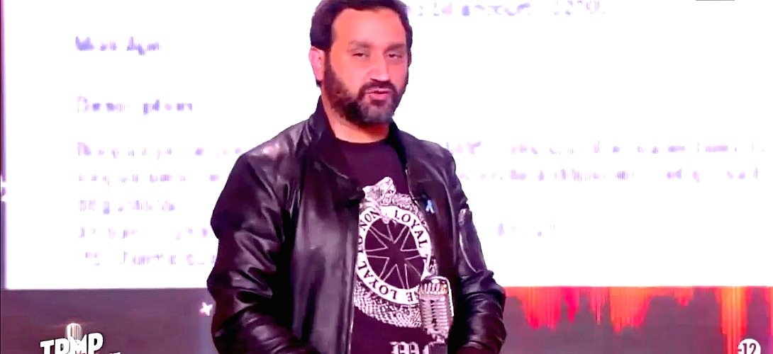 Slatefr's tweet image. MISE À JOUR: Le jeune piégé par Hanouna a finalement été viré de chez lui slate.fr/story/146058/h…