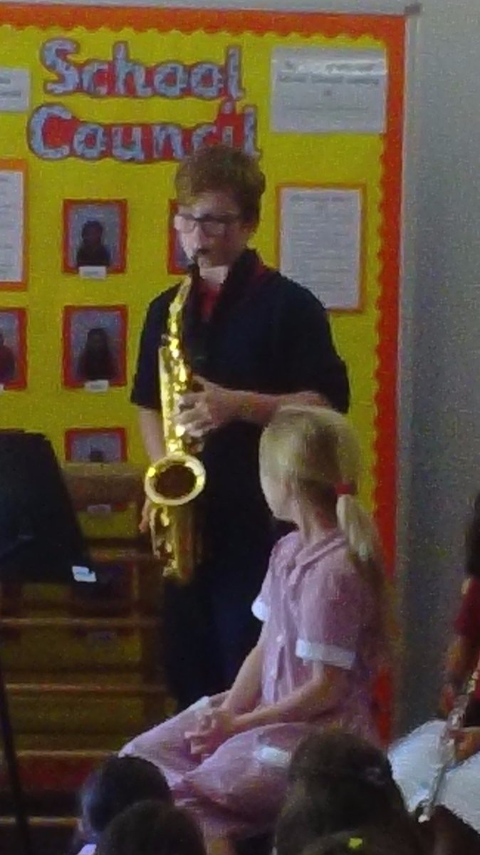 Maple Walk School tweet media