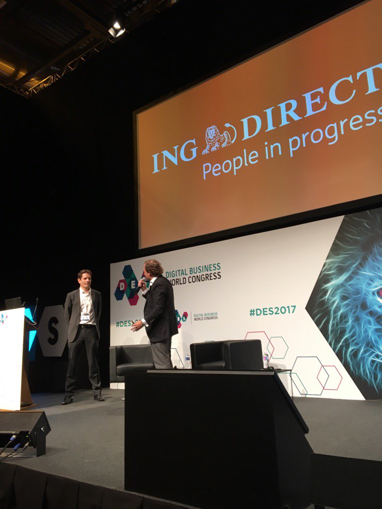 nachosanchezs15's tweet photo. Escuchando el caso de éxito de @INGDIRECTes en el #DES2017 con #IBMDES. https://t.co/RbF6Ys1DCu