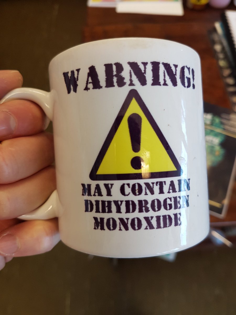 Andrestrujado's tweet photo. @jesswade @choiceIrregular @drmikeographer @IAEGMOOH @CeriBrenner @paulcoxon @samillingworth @drclairemurray One of my favourites because no one dares drink from it #MugHack https://t.co/yqdD4Yk1og