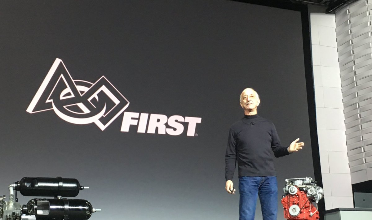 NIglobal's tweet image. Today we recognize Dr. Woodie Flowers with our #STEM Lifetime Achievement Award for his work with @FIRSTweets! #NIWeek