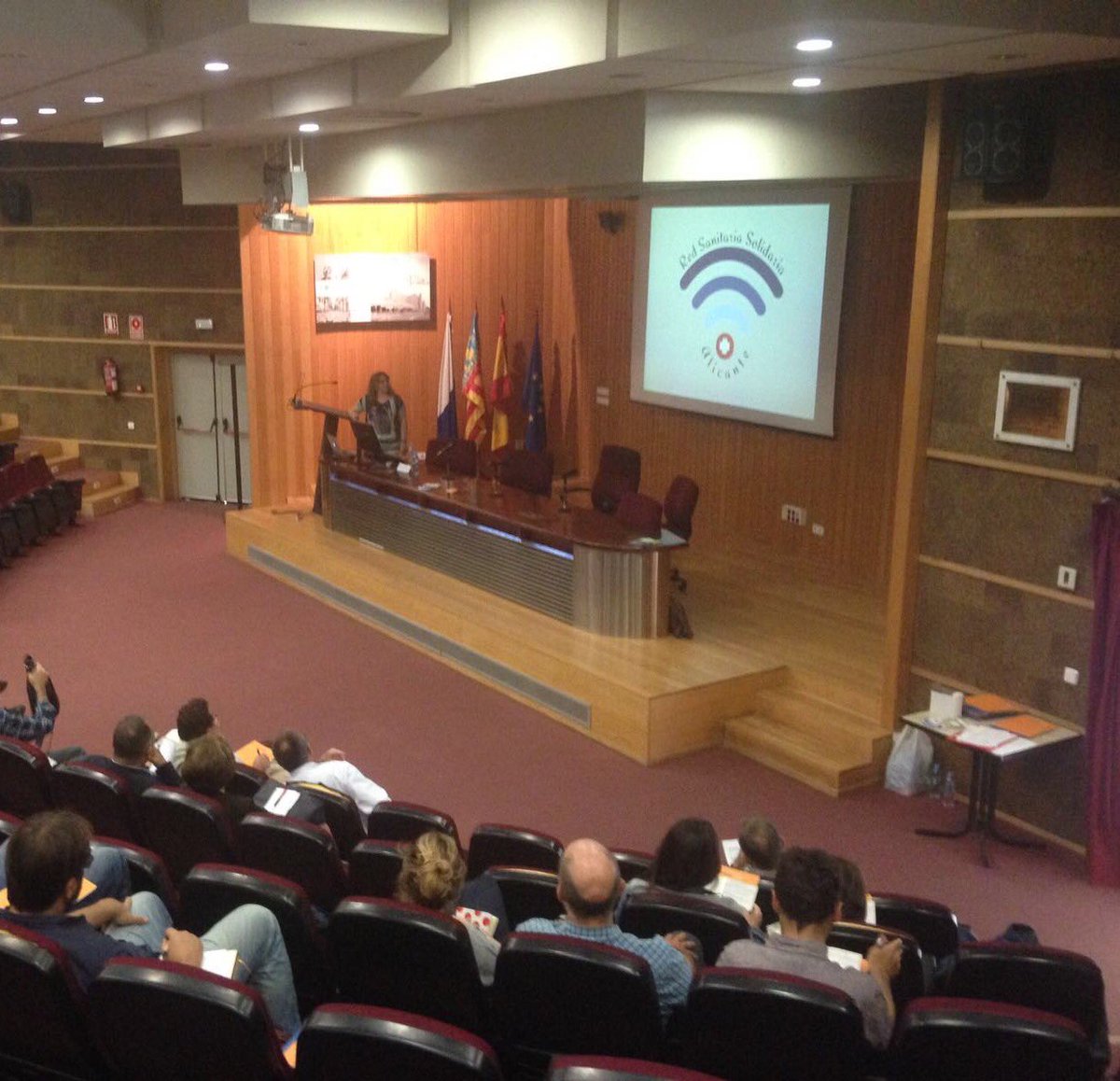 Presentación de la #RedSanitariaSolidariaAlicante en Hospital General Alicante <a href="/GVAsalualicante/">GVADptoSaludAlicante</a> <a href="/medicusmundi/">medicusmundi 🇵🇸</a> <a href="/ALCParticipa/">Alicante Participa</a>