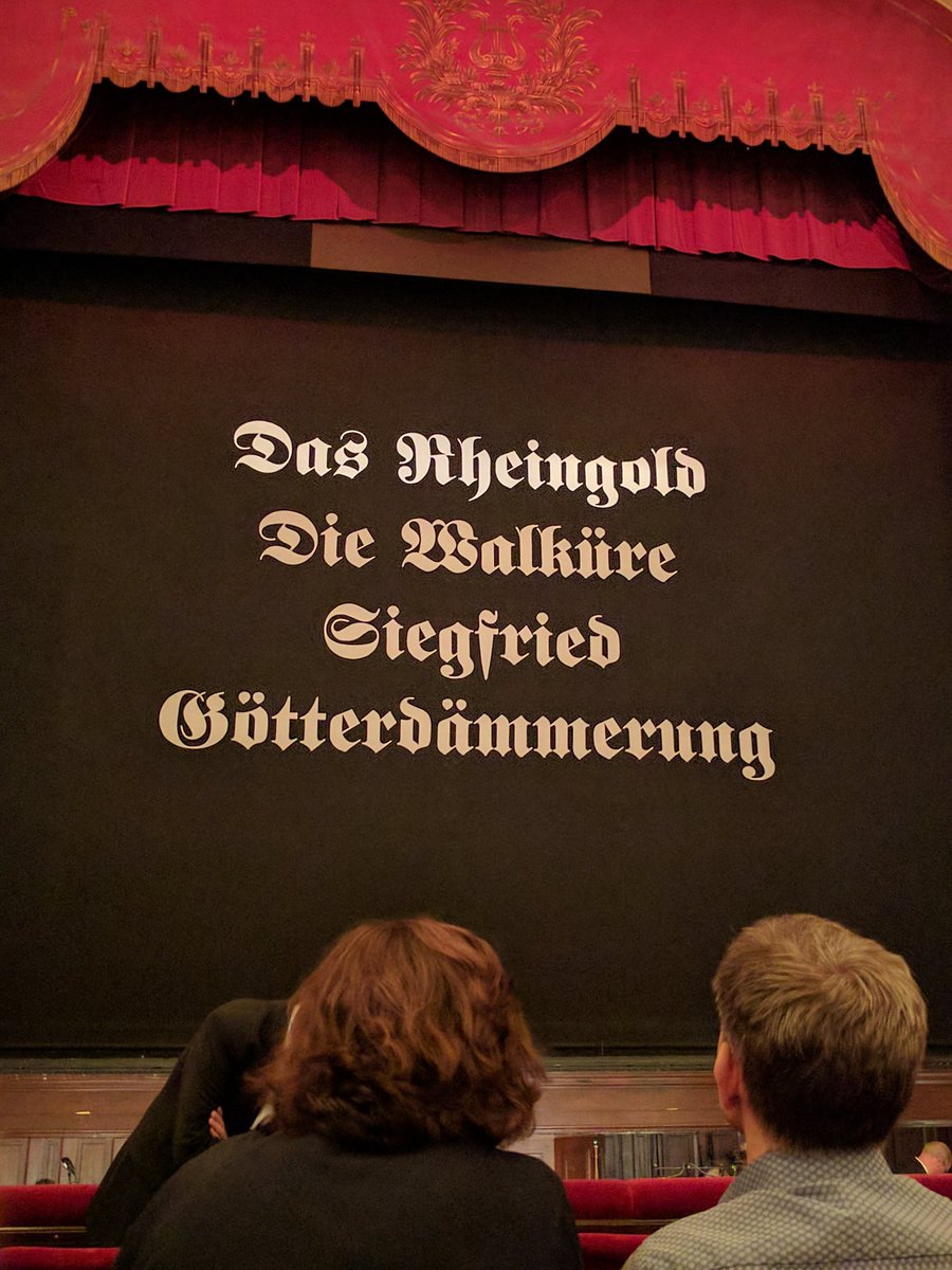 Tung metall @ Operan.