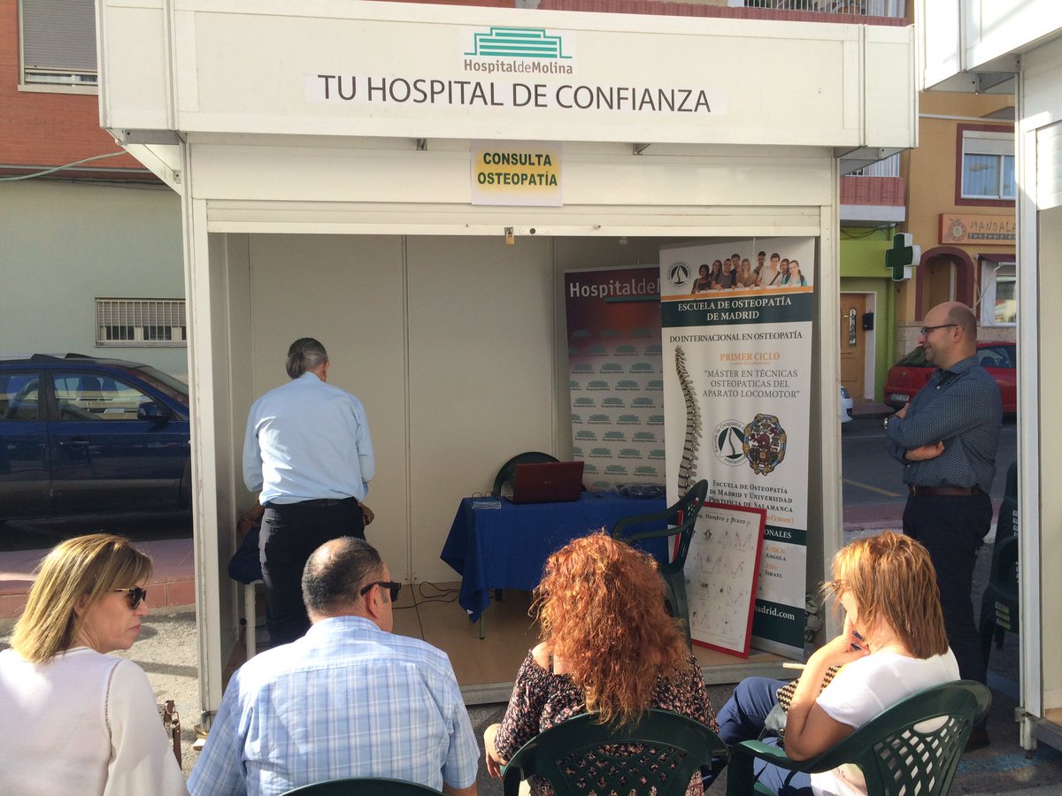 Hospital_Molina's tweet photo. Tarde de actividades saludables en nuestra 5ª #SemanadelHospital: #osteopatía, #RCP Cruz Roja,taller #AFSalud y #Alimentación complementaria https://t.co/x0QzfOJGsM