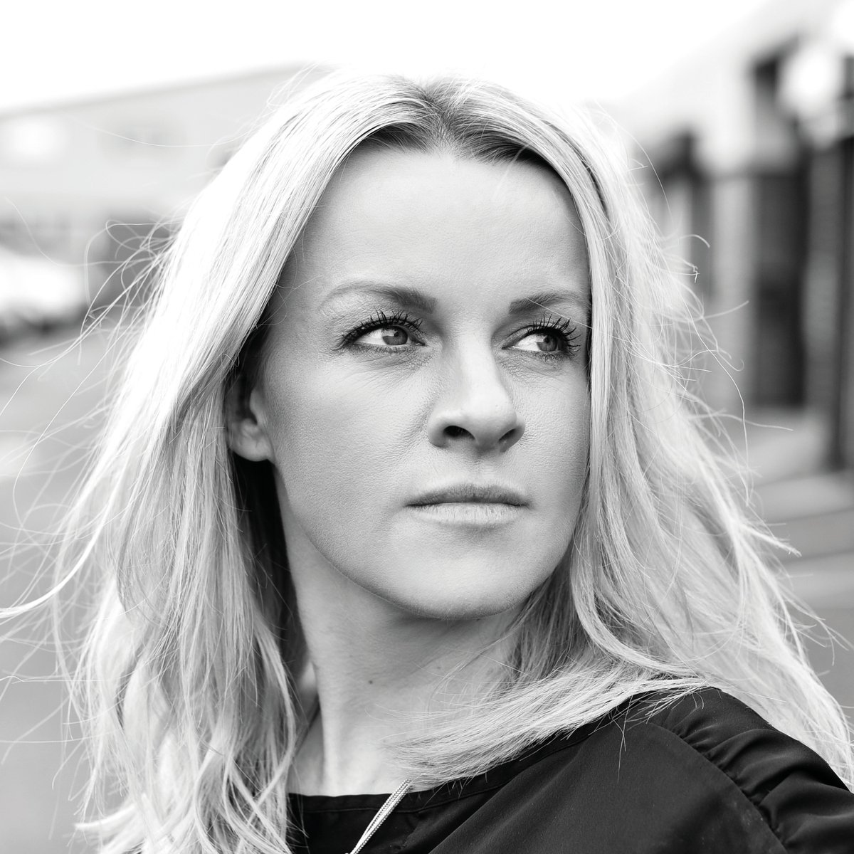 salon_business's tweet photo. Natalie Allen, of @harveylukehair in Derby, chats about allowing her staff to manage open events in our April issue. https://t.co/1nV5cs41av https://t.co/XQK3eGrgTu