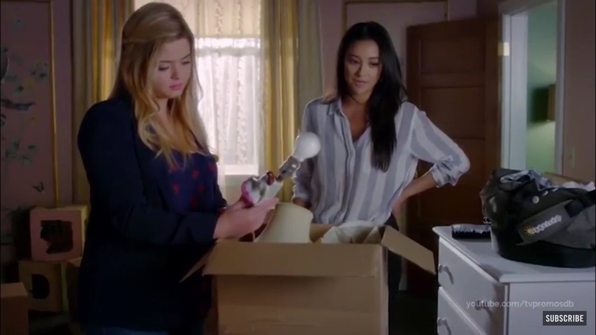 MariPLLfan_5H's tweet image. "YOU CAN STAY AS LONG AS YOU WANT"

They're so in love 💕 Just look at them looking at each other 😍 #Emison ❤ 
#EMISONISENDGAME #PLL