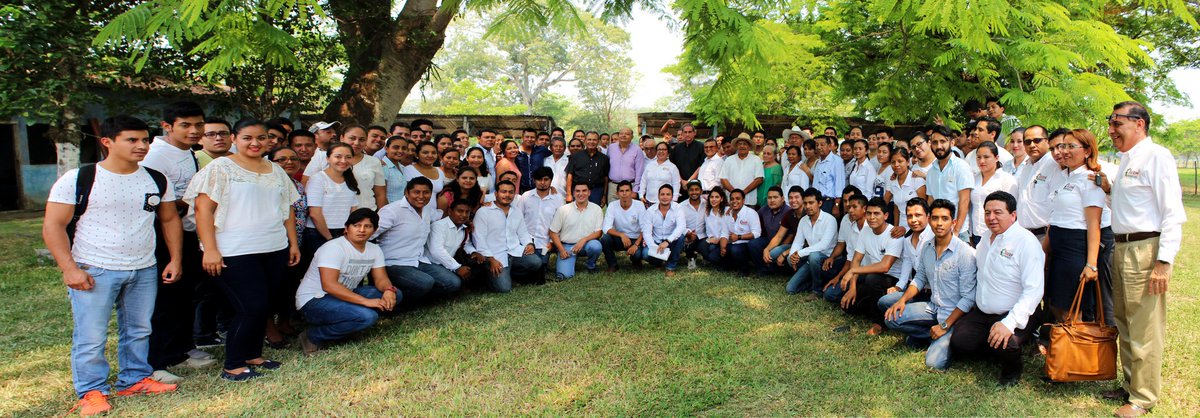 sedaptab's tweet photo. Nuestro reconocimiento los estudiantes de Tabasco, especialmente a aquellos que participan en los programas de extensionismo para el campo https://t.co/8WR4x8UUjB