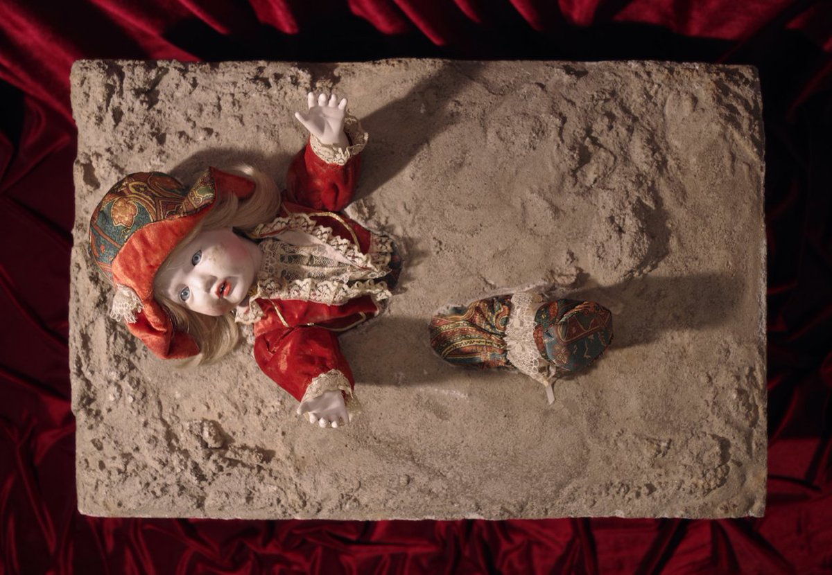 Monkes.art
#SC001MK
Feeling of obsolescence
Sentimiento de obsolescencia
Sculpture
Obsolescence always reaches the individual"