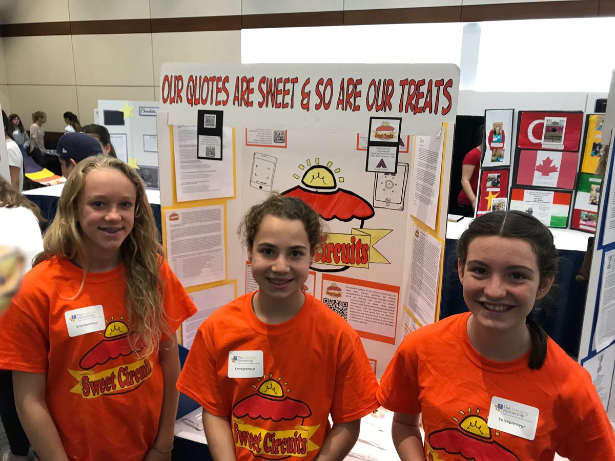 McM_MsT's tweet photo. Ss entrepreneurs truly appreciate the opportunity 2 showcase learning at different venues &amp; audiences! #eaprogram #EAshowcase #mcmbizday https://t.co/2T7eHeoJ7v