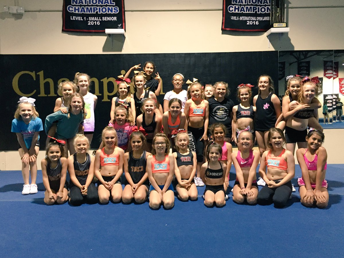 elizkay36's tweet photo. Torchie girls had an amazing first practice last night!!!! π#lightemuptorch #ccaTorch https://t.co/Mr5LdInOdT