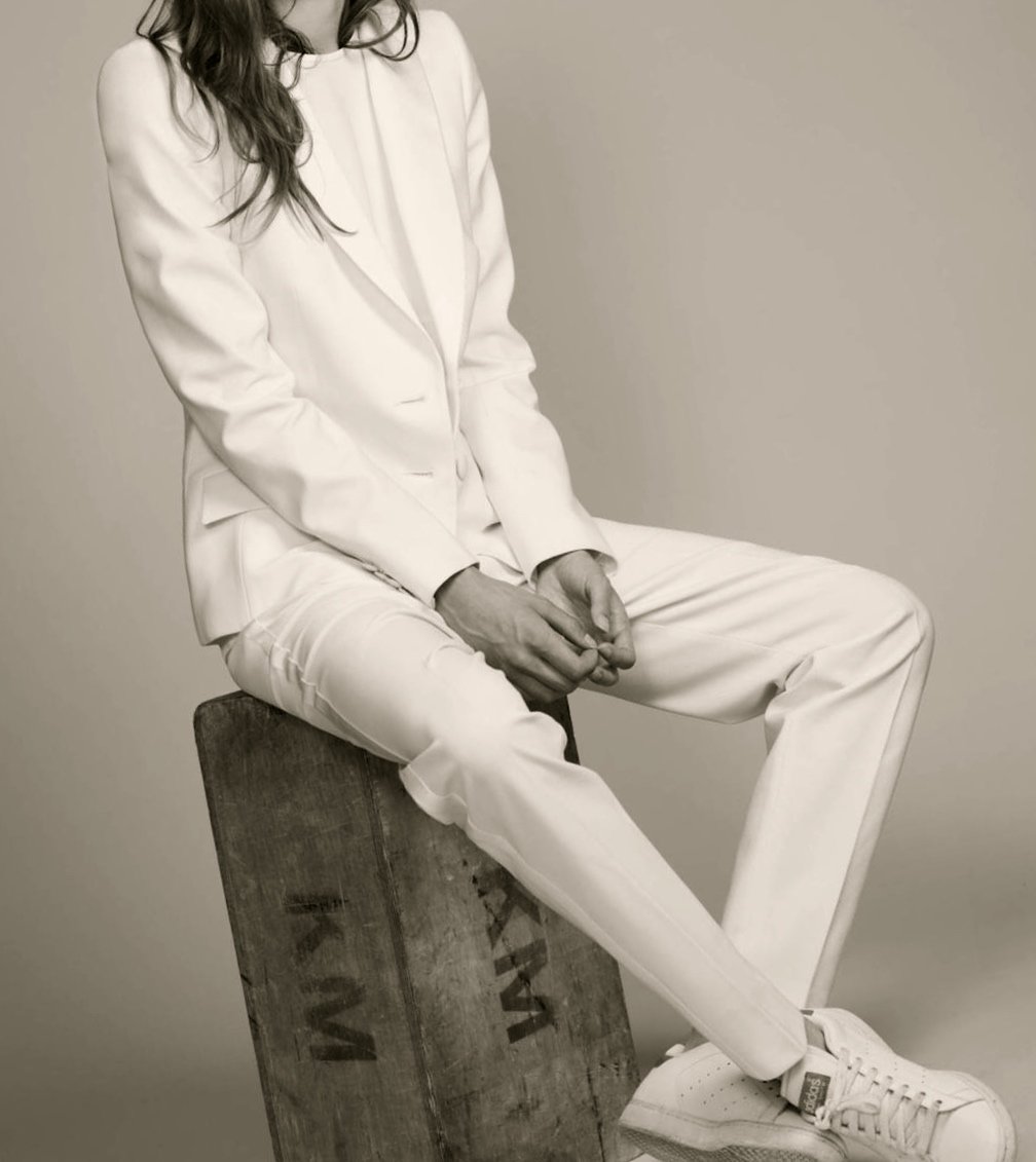 chattingpics's tweet photo. #WhiteSIMPLICITY https://t.co/5dINJwlVha