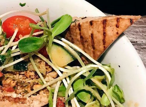 peigarza's tweet photo. Desde Toronto, Canadá, llega Fresh Restaurants, una propuesta de comida vegana y natural en la Roma @fresh_mexico https://t.co/qnwzjE3eVb https://t.co/kFcR6bZvN6