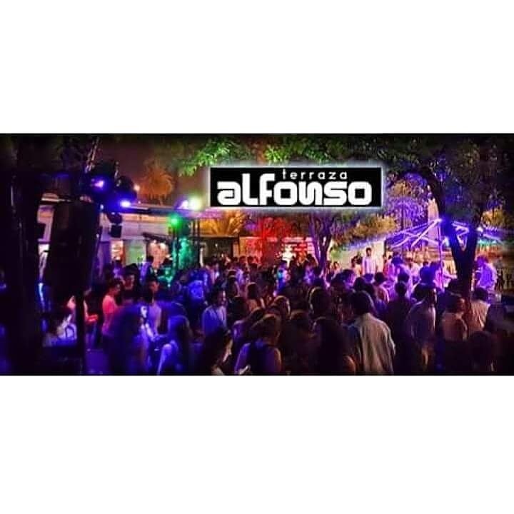 - MAÑANA JUEVES A FULL #TERRAZAALFONSO EN PUERTA SOLO DI LISTA ALE GAMEZ DE 12 A 2 O PILLAME TU BOTELLA , 645230091📲