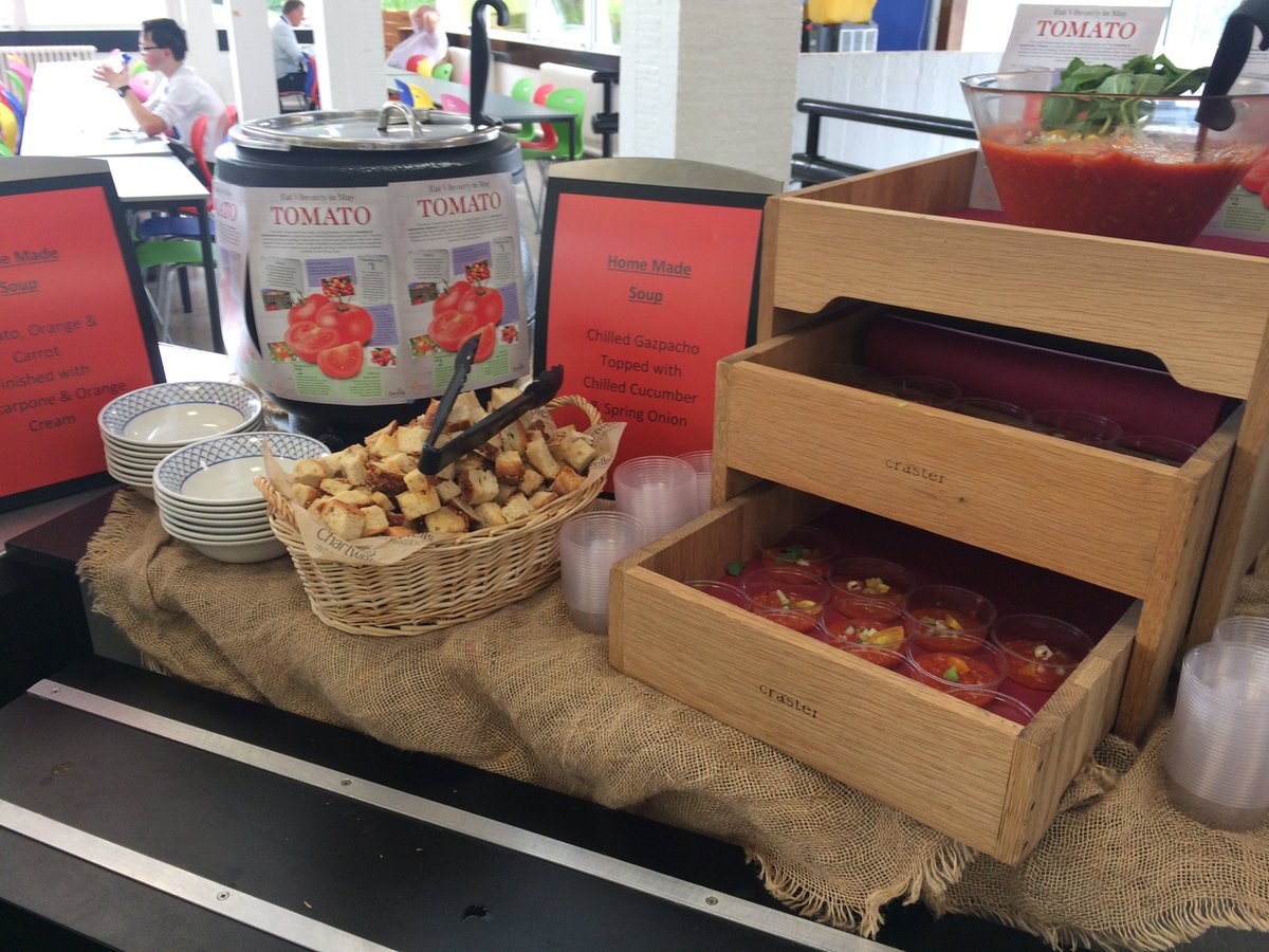 LRGSFood's tweet photo. And not don't forget the soup &amp; tomato bread #EatVibrantly @ChartwellsInd https://t.co/I016ptQo4r