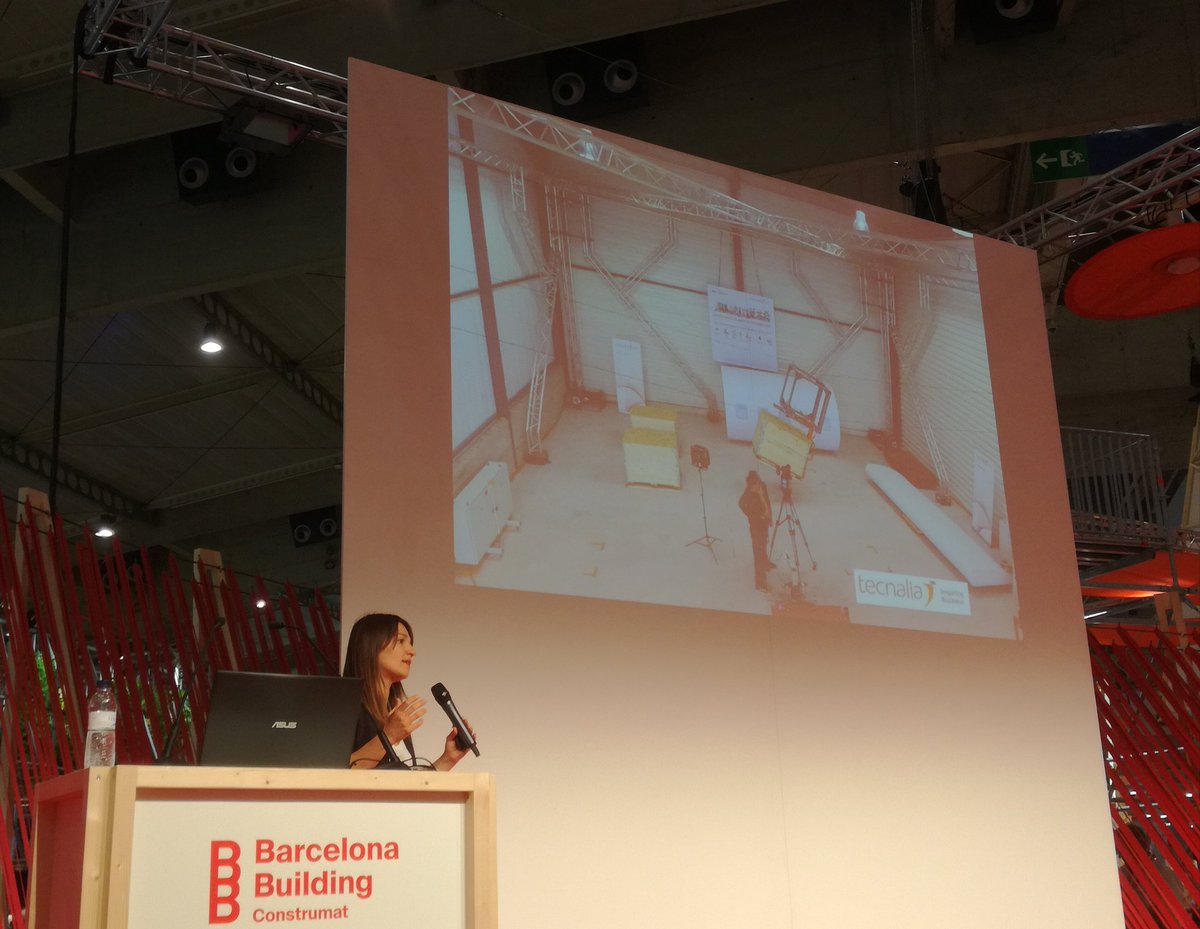 IAAC's tweet photo. ·@AretiMark habla sobre los #proyectos del @IAAC y cómo #OnSiteRobotics supera las limitaciones de escala para construir imprimiendo en #3D! https://t.co/uFaUkUjTMY