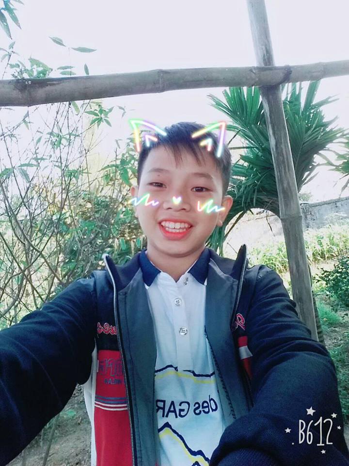 linh29102005's tweet photo. cho em ý kiến với😂😂 https://t.co/utk0gz5EbP