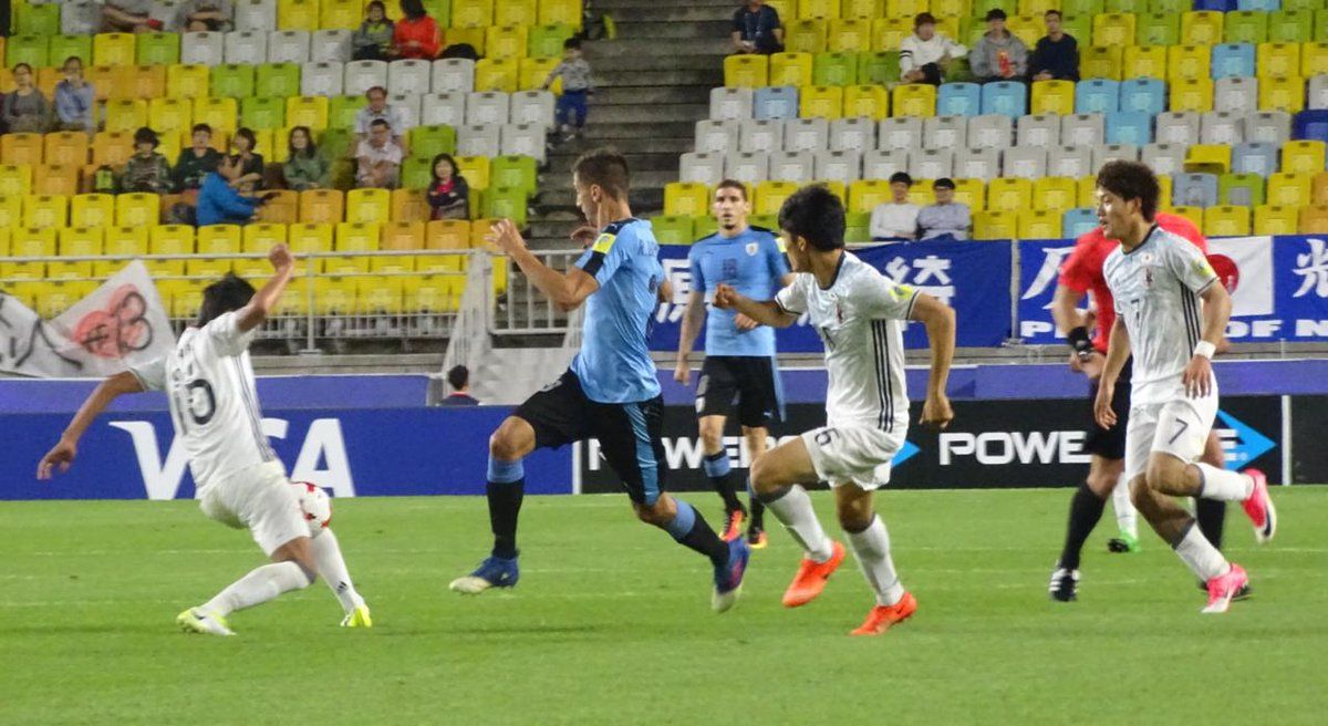 TelescopioUy's tweet photo. #MudialSub20 Uruguay venció 2-0 a Japón y avanzó a a la próxima fase https://t.co/4Ir6QaZa03 https://t.co/xIZSD0bonT