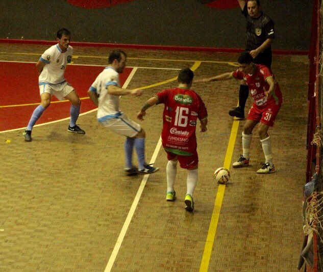 RenanCarloos's tweet photo. O caminho é longo, é difícil, mas continuo tentando ! #16 #GoASME https://t.co/bqqiQodnnh