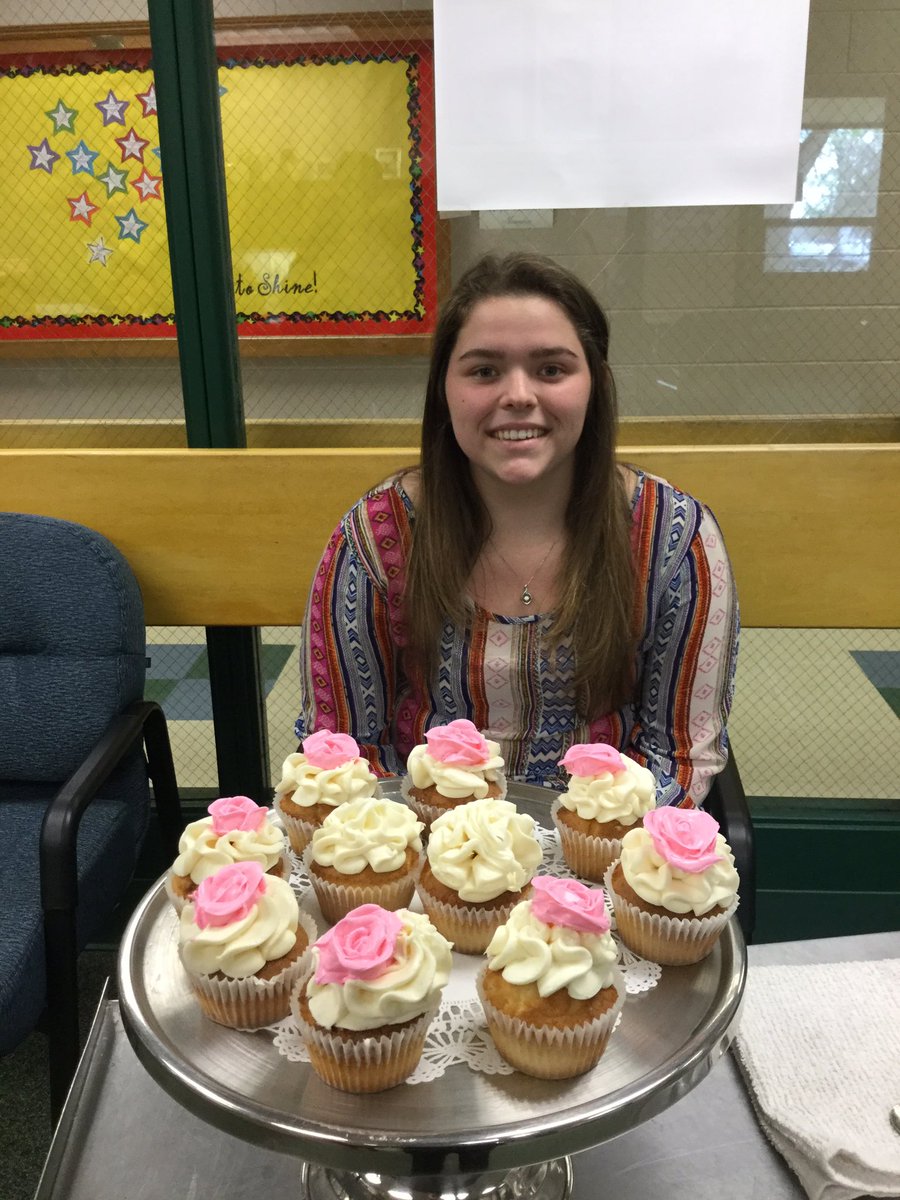 mtmculinary's tweet photo. GOOD LUCK ERICA!!@mflowers0099 @GvepSupt @DonlonYates @MtMorrisCTE https://t.co/deXRjH9D48