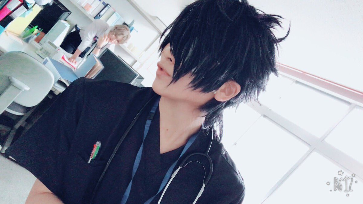 shinaanpan's tweet photo. スクラブだけだととても研修医感 https://t.co/I07wiHQLEA