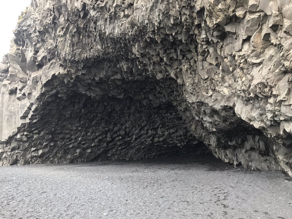 JamesConlee's tweet photo. I know #Hobbit &amp; #LOTR were filmed in New Zealand, but I'm pretty sure #Tolkien was picturing #Iceland the whole time. https://t.co/5Yw4j19Xsj