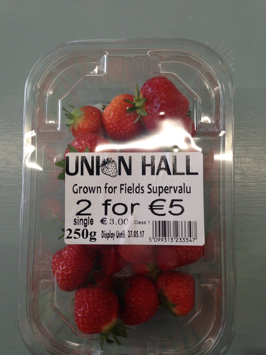 Strawberries for lunch! #shoplocal #unionhall #crepottery #workinglunch