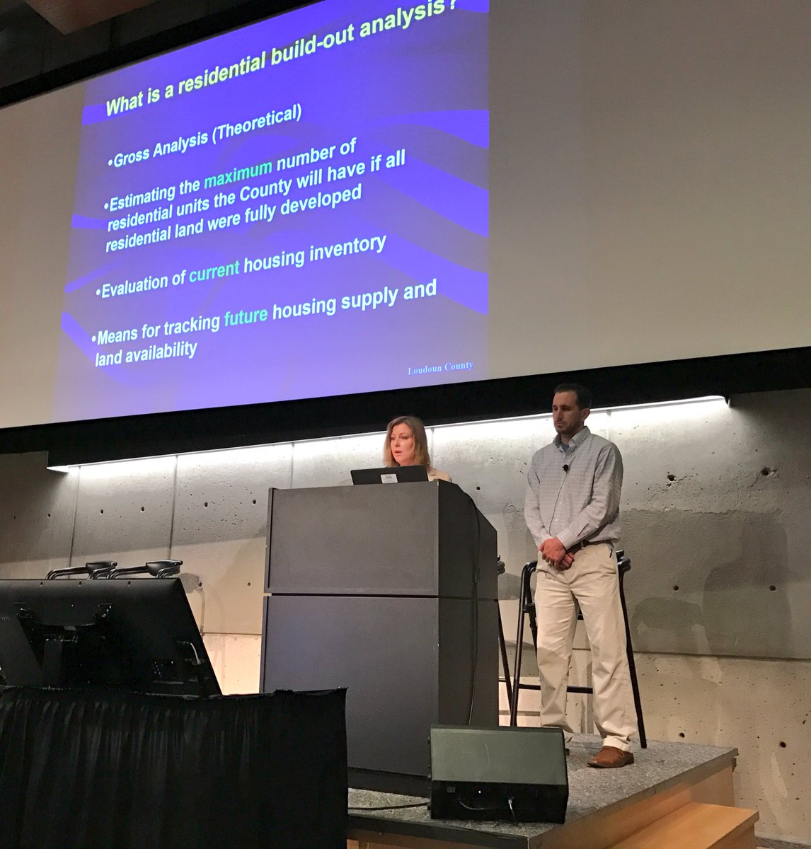 LoCoGISForum's tweet photo. Demographer Jill Kaneff and #GIS Planner Doug Gibson speaking about #planning #buildout. https://t.co/d9uBTeReVB
