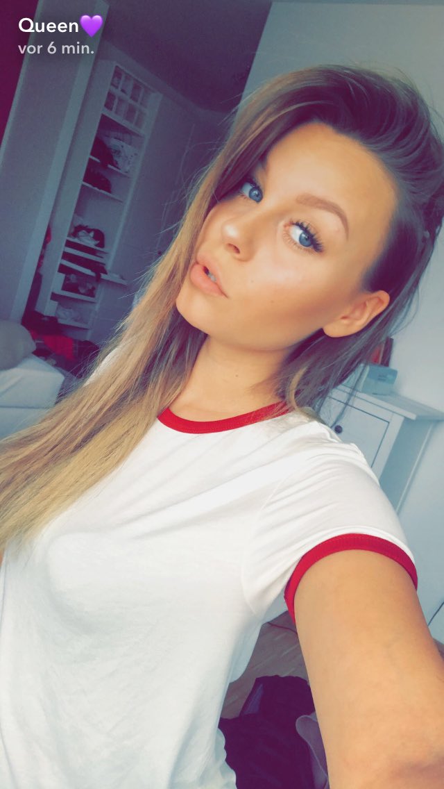 dagi_lucia's tweet photo. Omg Dagi❤️❤️❤️
SLAYYY😍😍😍
So wunderschön 
@dagibee @dagibee @dagibee #dagibee https://t.co/YyIHGQauE7